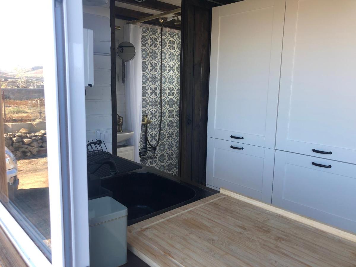 Tinyhouse Luna With Ac, Bbq And Beautiful View La Vegueta Bagian luar foto