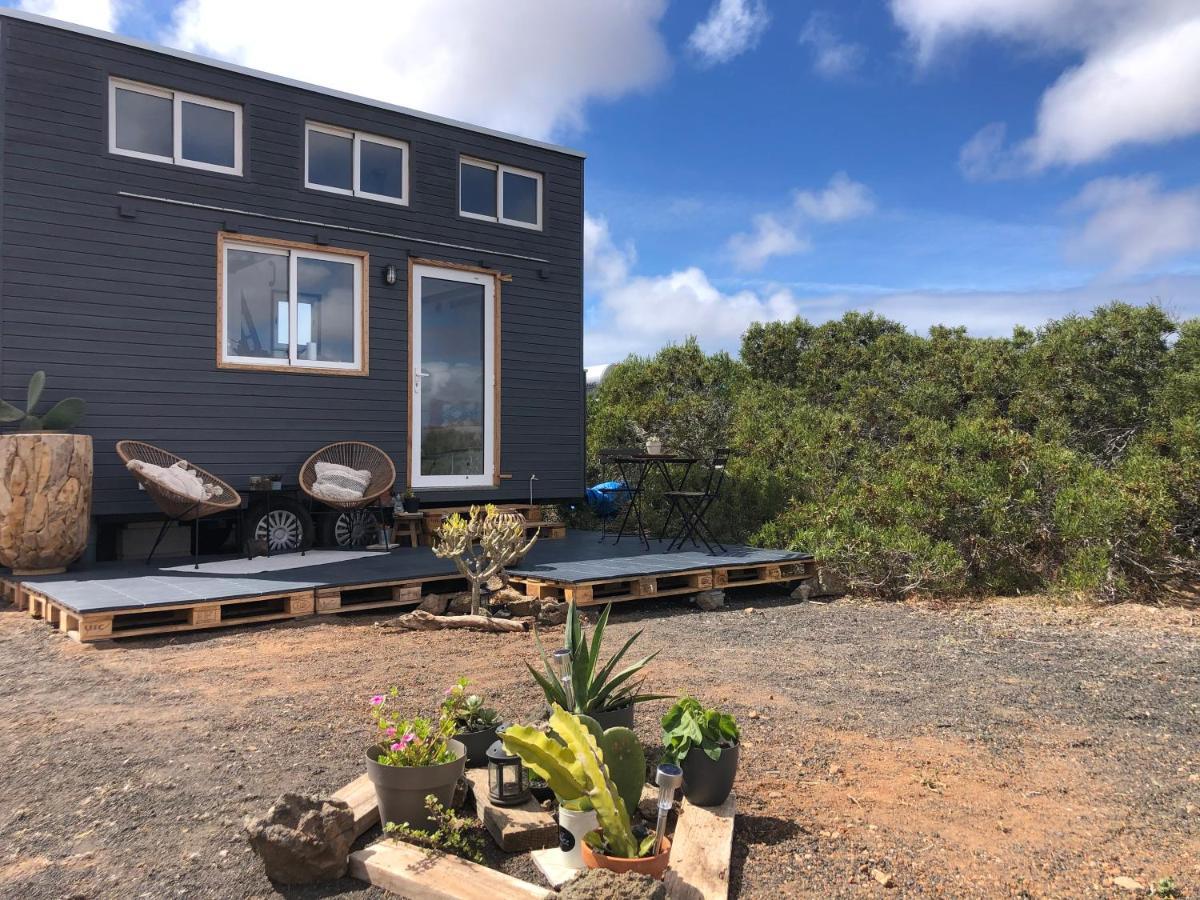 Tinyhouse Luna With Ac, Bbq And Beautiful View La Vegueta Bagian luar foto